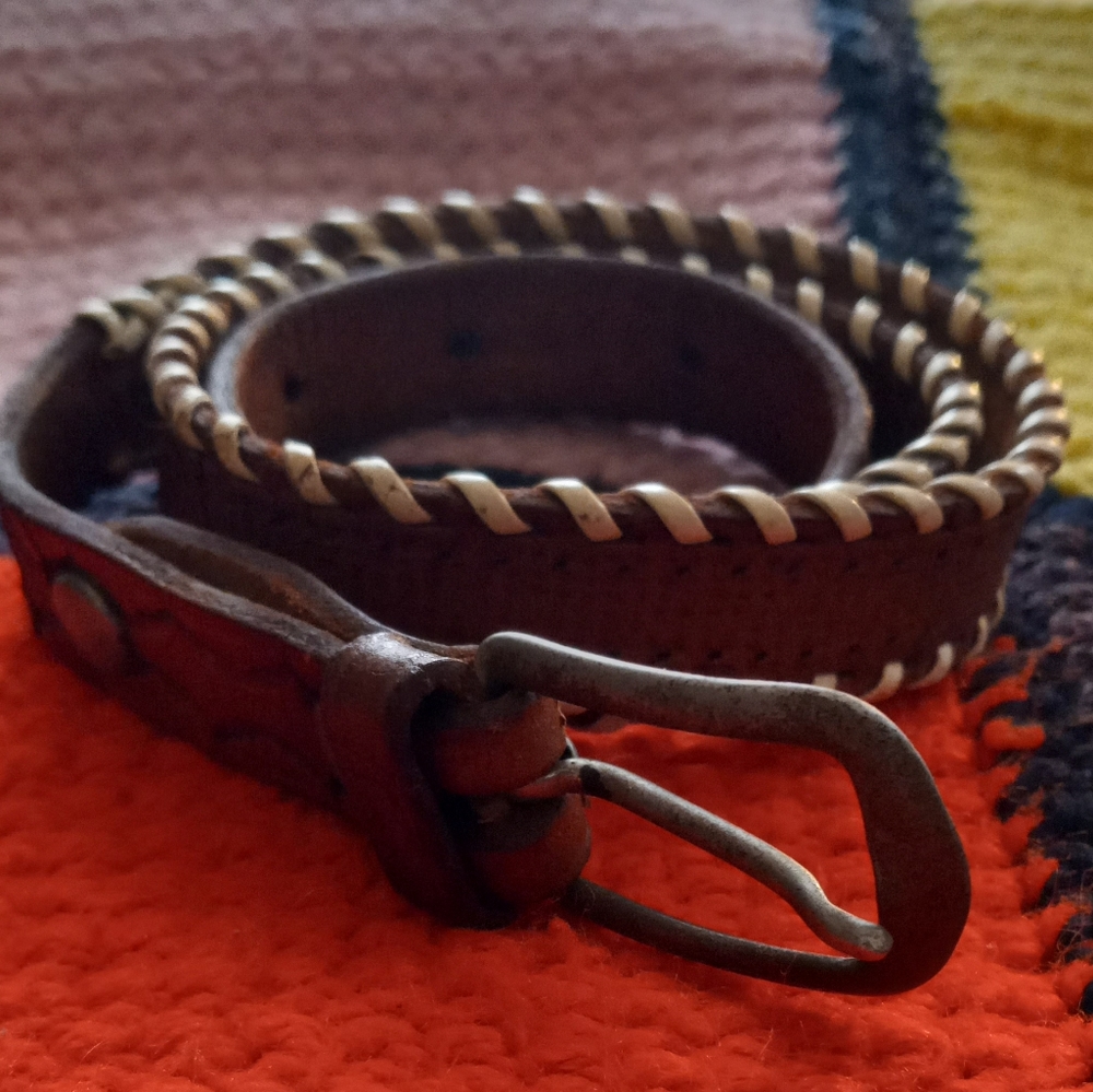 Children's Vintage Tooled Brown Leather Belt with White Wrapped Sides